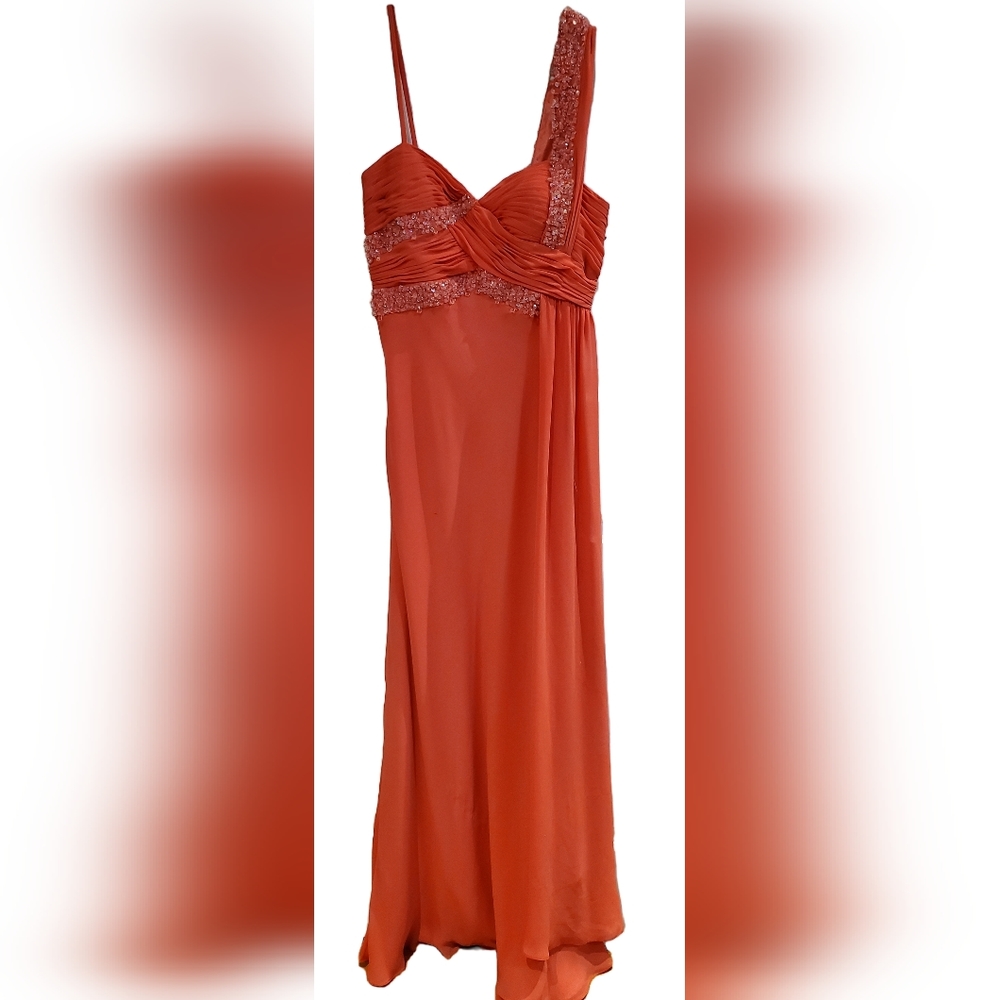 LM Collection prom dress